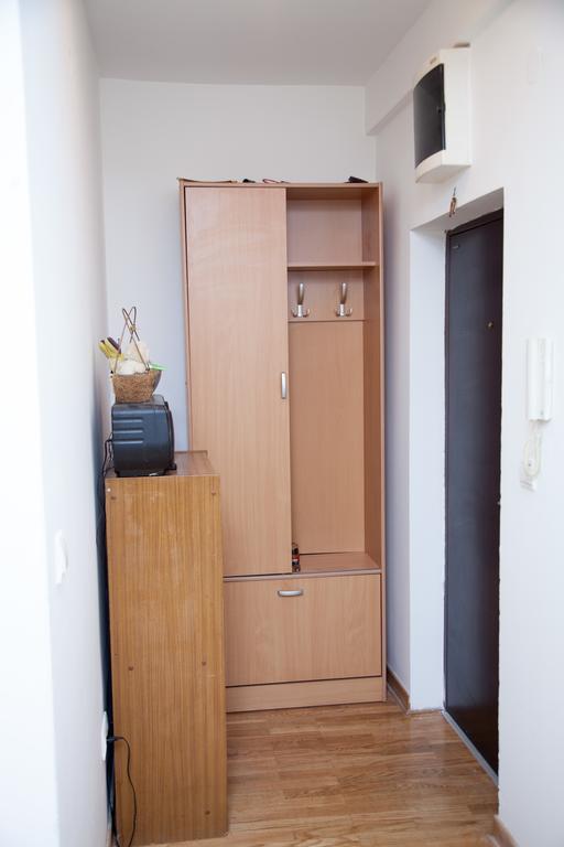 Leon Apartment *
